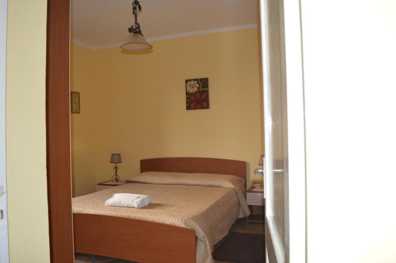 I Girasoli - Casa Alina Tresnuraghes Luaran gambar
